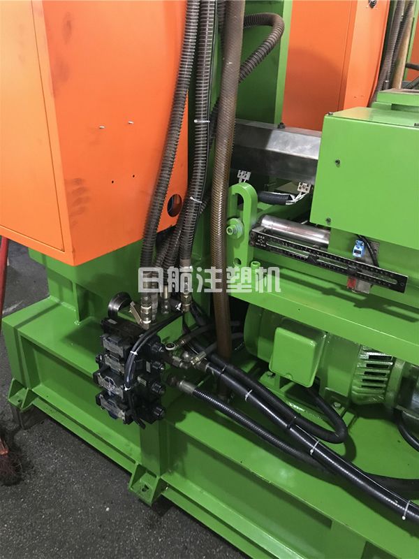 电源线插头立式注塑成型机